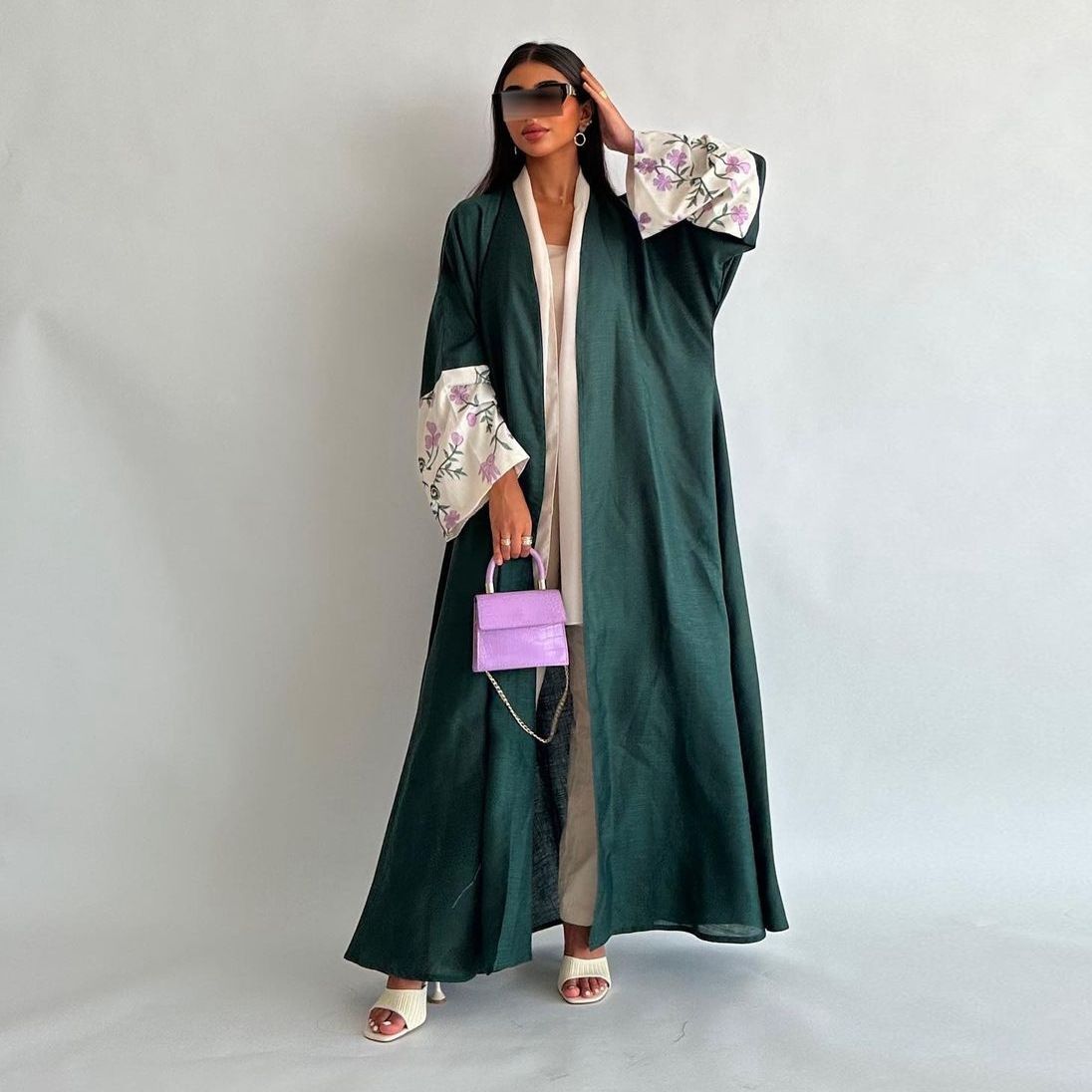 New Product Selection MQ136 Dubai Middle East Cardigan Robe Embroidered Abaya Muslim European and American Loose Coat Fashion Women's Wear