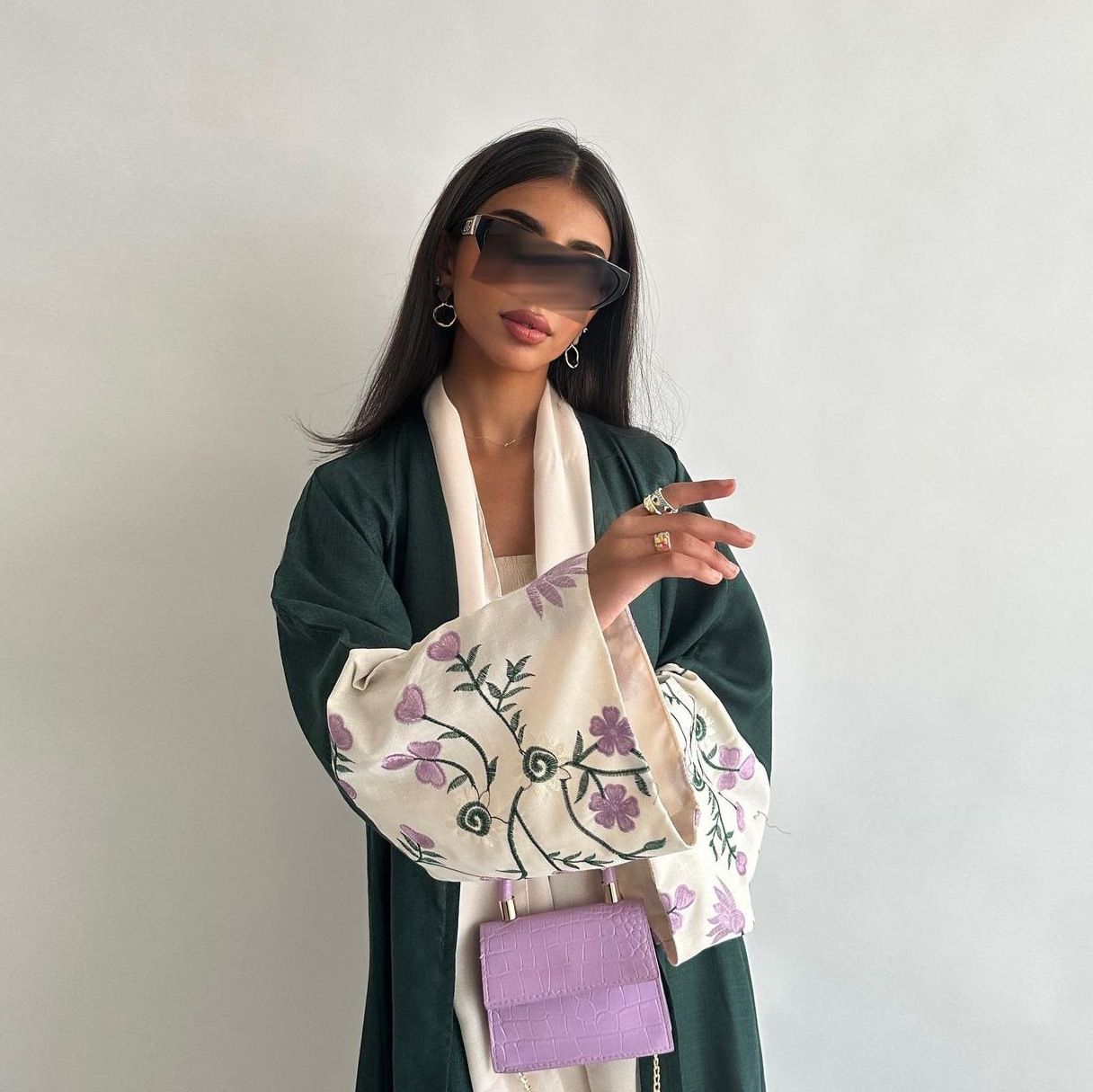 New Product Selection MQ136 Dubai Middle East Cardigan Robe Embroidered Abaya Muslim European and American Loose Coat Fashion Women's Wear