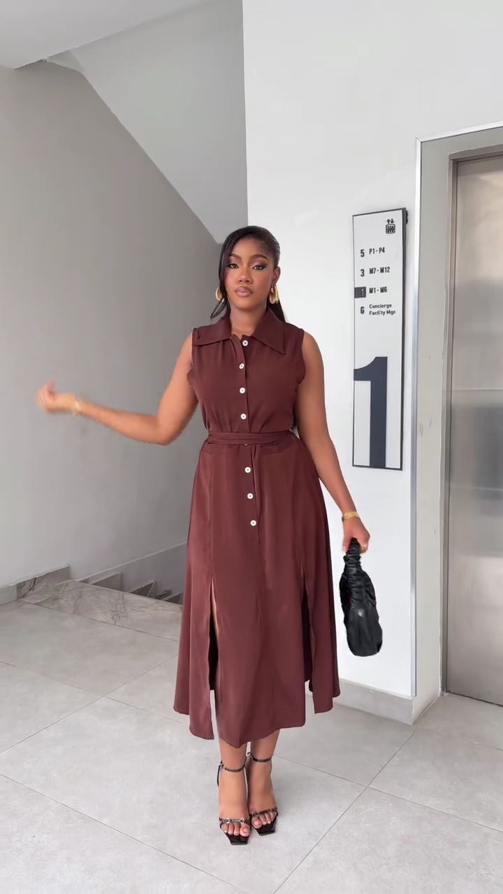New product selection: African women's clothing with high-end design, loose and elegant lace up, slimming vest dress, European and American plus size western-style long skirt
