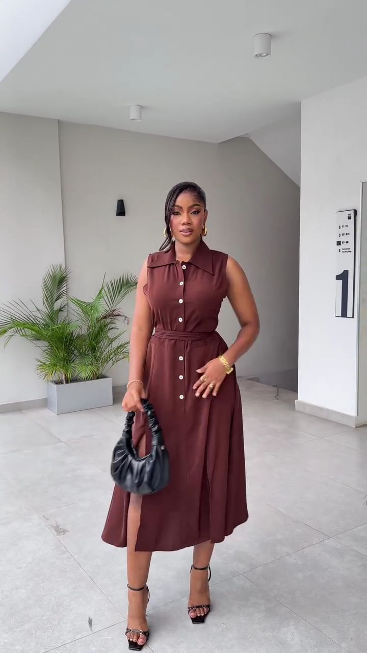 New product selection: African women's clothing with high-end design, loose and elegant lace up, slimming vest dress, European and American plus size western-style long skirt
