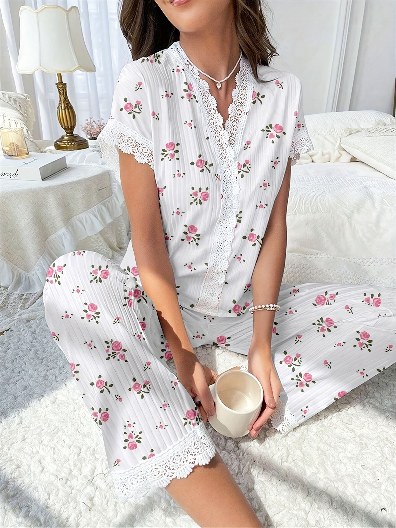 Classic hot selling cross-border women's home wear from Europe and America, cherry print, water-soluble embroidery lace, short sleeved pants that can be worn as sleepwear for women