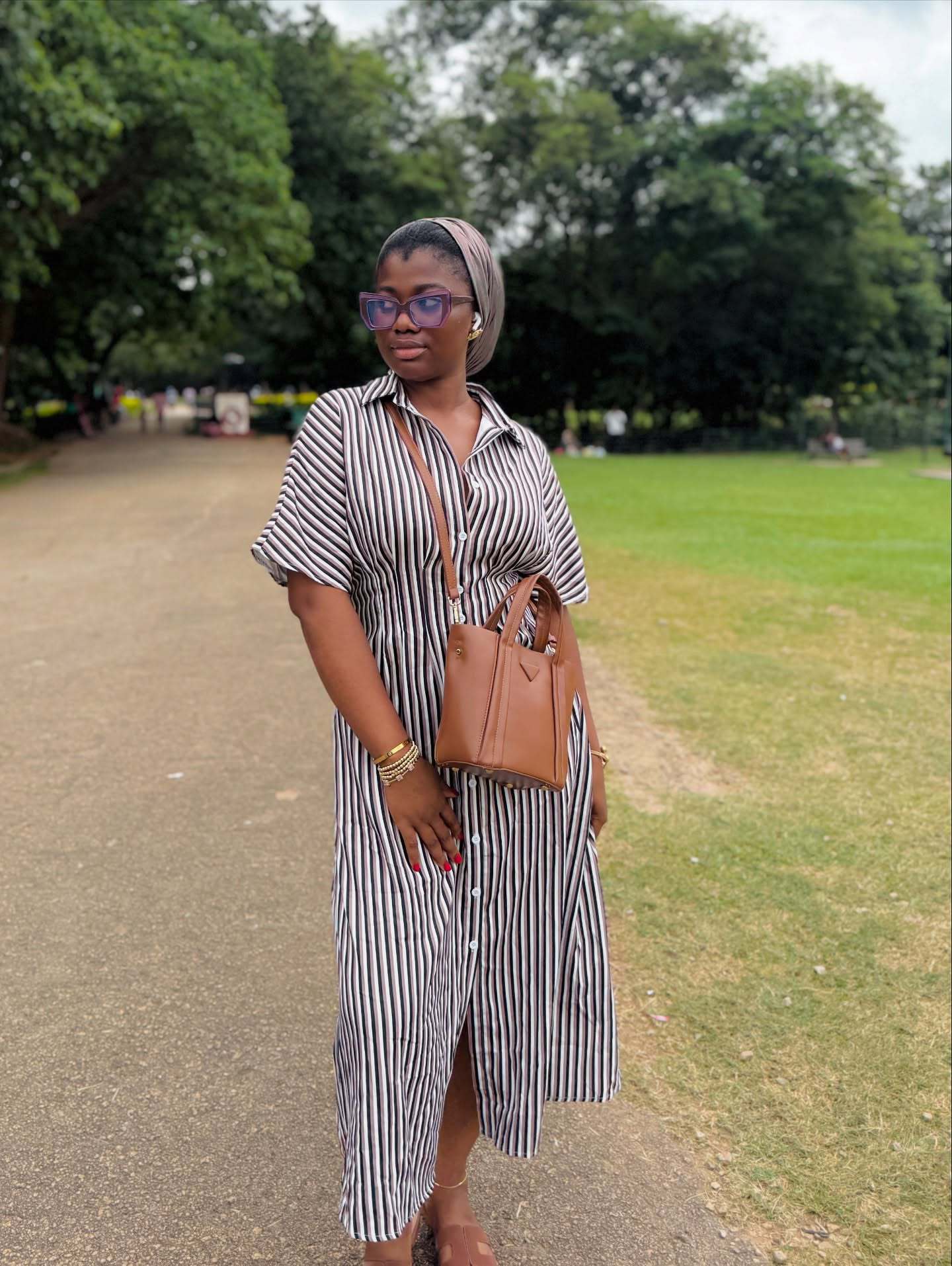 New product selection: European and American women's short sleeved lapel striped cardigan plus size dress, women's African style fashionable loose and slimming long dress