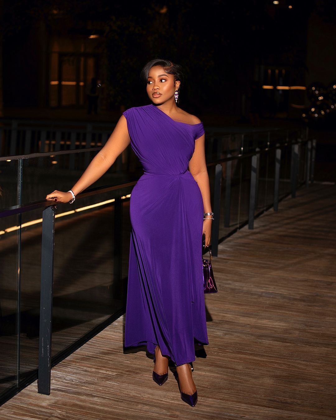 New product selection: Cross border African women's dress, European and American new solid color off shoulder waist black dress, women's summer dress