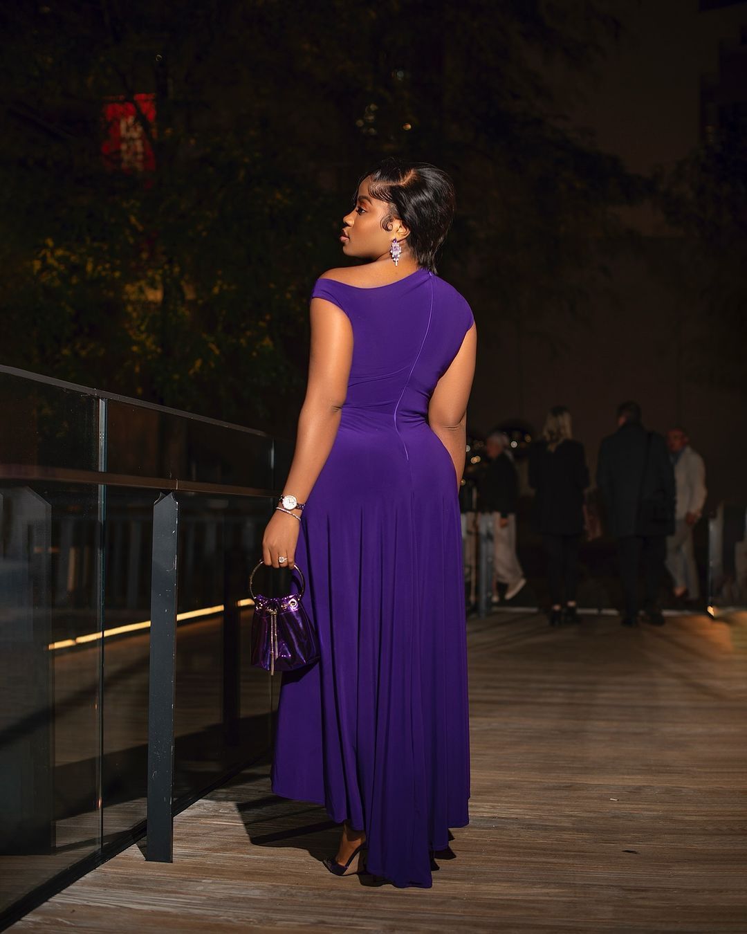 New product selection: Cross border African women's dress, European and American new solid color off shoulder waist black dress, women's summer dress