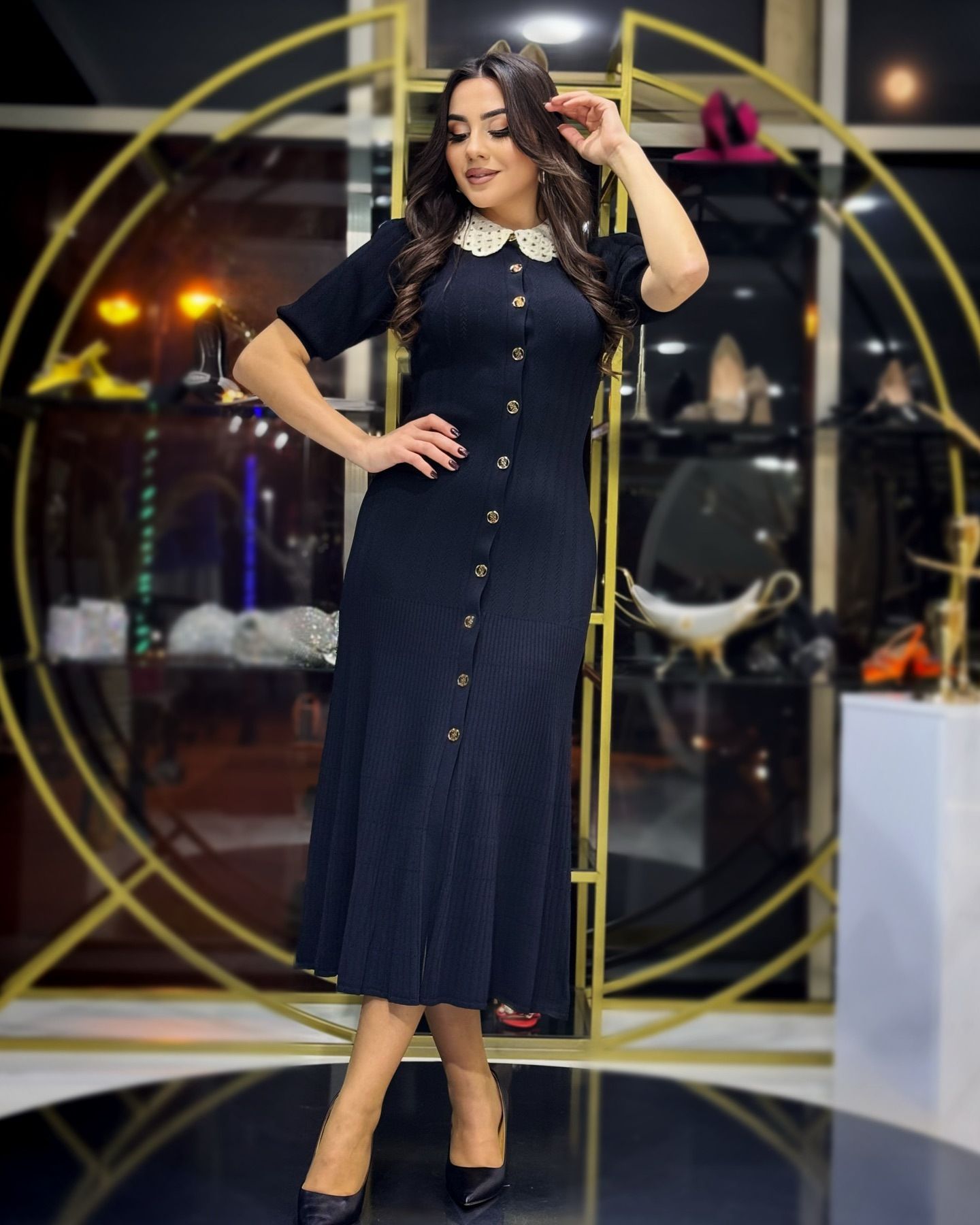 New Product Selection: Spring French Doll Collar, Floral Edge Collar, Bubble Sleeve, Slimming and Slimming Short Sleeve Knitted Dress, Single Row Gold Button Long Dress