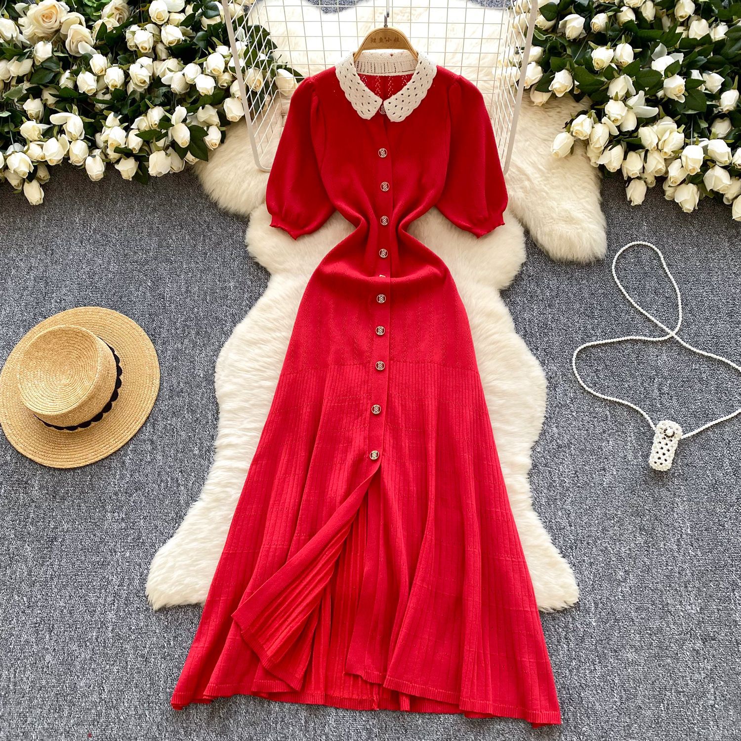 New Product Selection: Spring French Doll Collar, Floral Edge Collar, Bubble Sleeve, Slimming and Slimming Short Sleeve Knitted Dress, Single Row Gold Button Long Dress