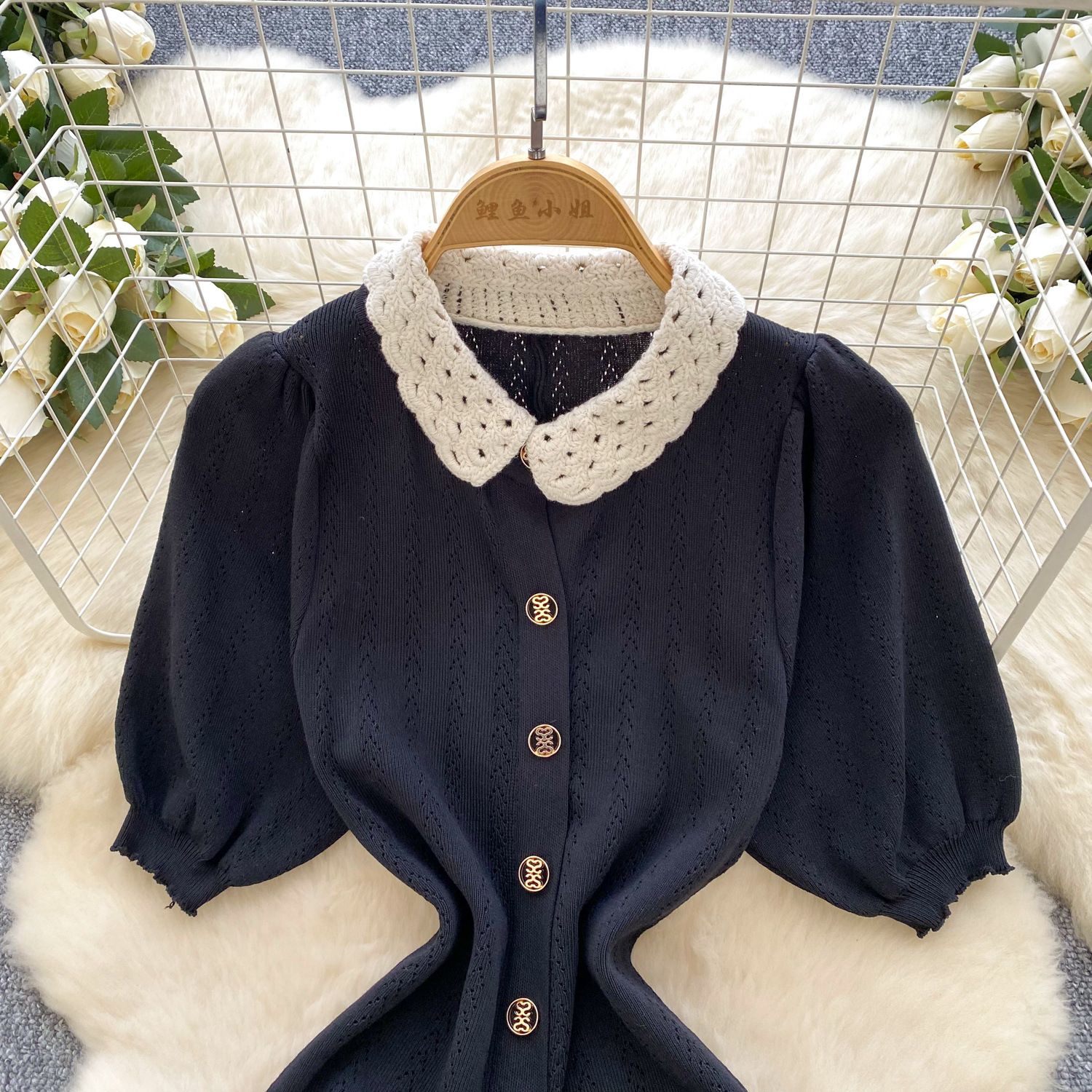 New Product Selection: Spring French Doll Collar, Floral Edge Collar, Bubble Sleeve, Slimming and Slimming Short Sleeve Knitted Dress, Single Row Gold Button Long Dress