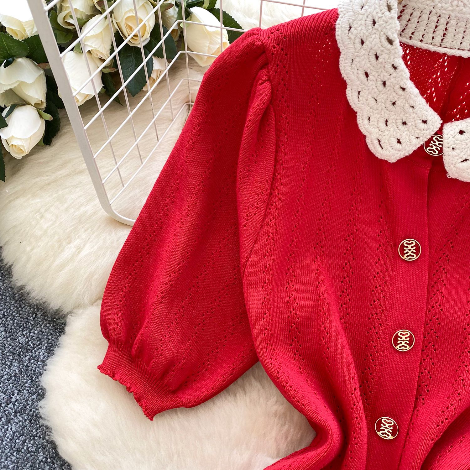 New Product Selection: Spring French Doll Collar, Floral Edge Collar, Bubble Sleeve, Slimming and Slimming Short Sleeve Knitted Dress, Single Row Gold Button Long Dress