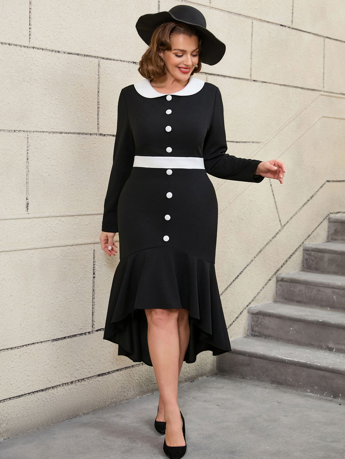 New product selection: plus size retro long sleeved dress, fashionable doll collar, fake buttons, high waist, slimming, wrapped buttocks, fishtail skirt, Dresses