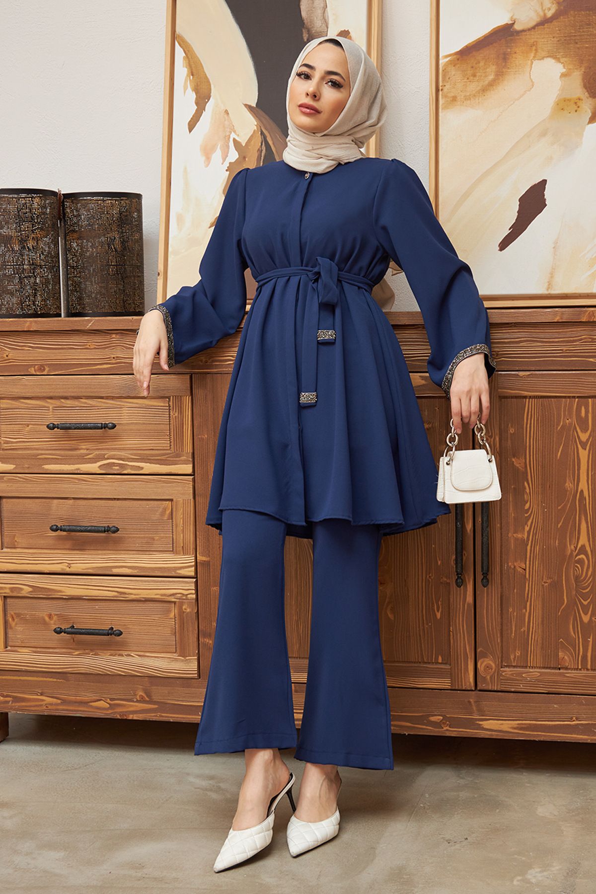 New Product Selection 2216 # Cross border Foreign Trade Middle East, Europe and America Muslim Women's Fashion Hot Diamond Loose Top Bellbottom Pants 2-piece Set