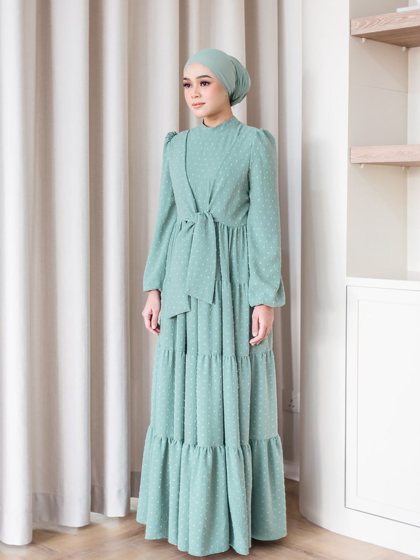 New Product Selection M332 # Cross border Foreign Trade Middle East Women's Robe Southeast Asian Muslim Dress Lotus Leaf Edge Large Swing Long Dress