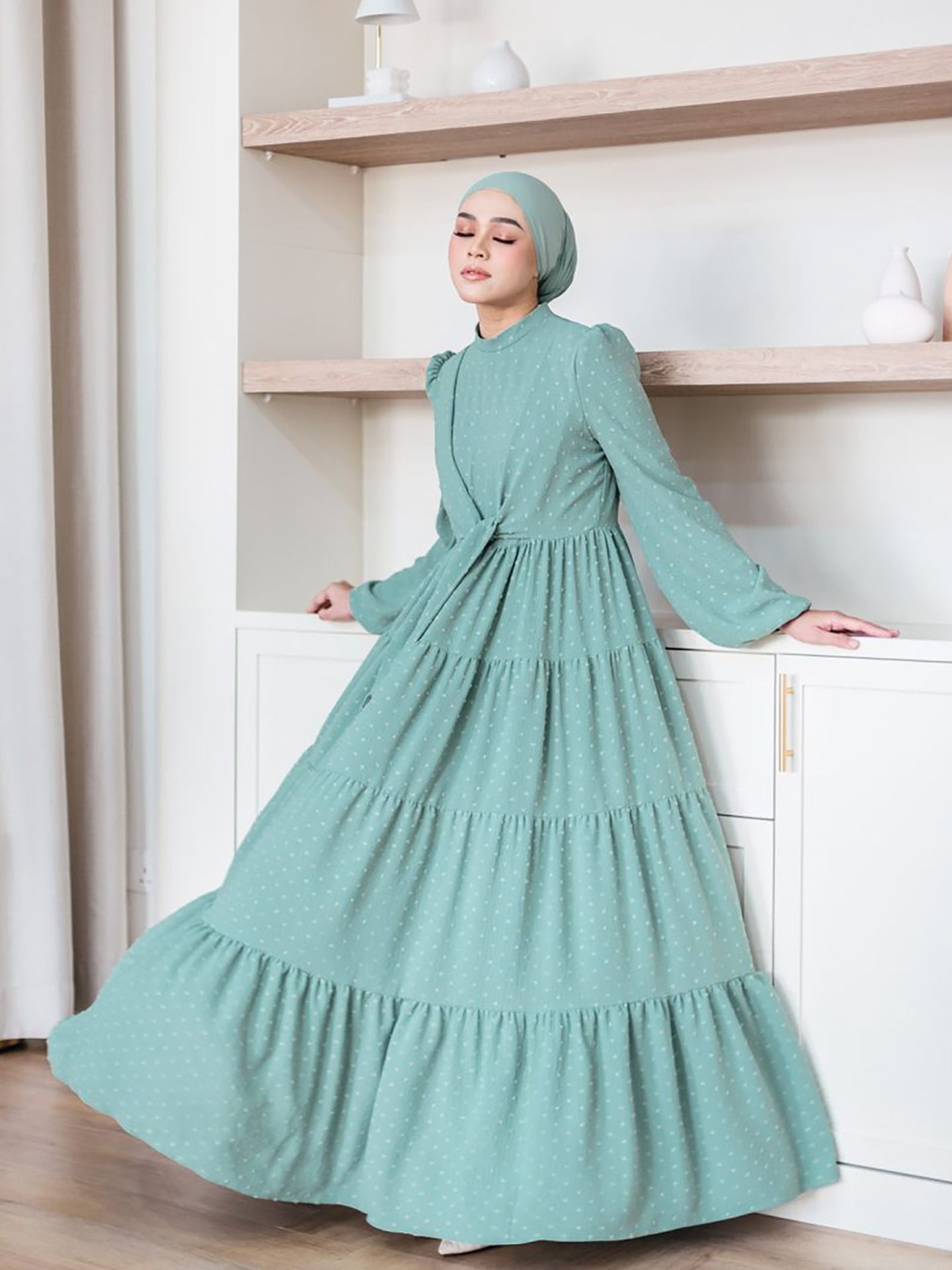 New Product Selection M332 # Cross border Foreign Trade Middle East Women's Robe Southeast Asian Muslim Dress Lotus Leaf Edge Large Swing Long Dress