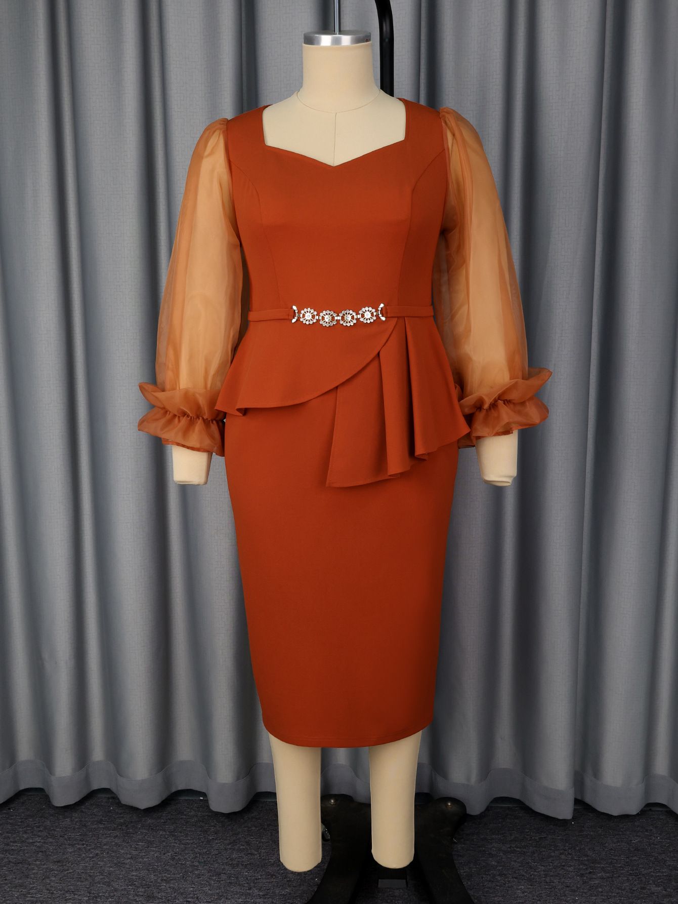 New product selection: plus size women's see through sleeve ruffle edge dress with cinched waist for slimming and hip hugging temperament, banquet and commuting dress group