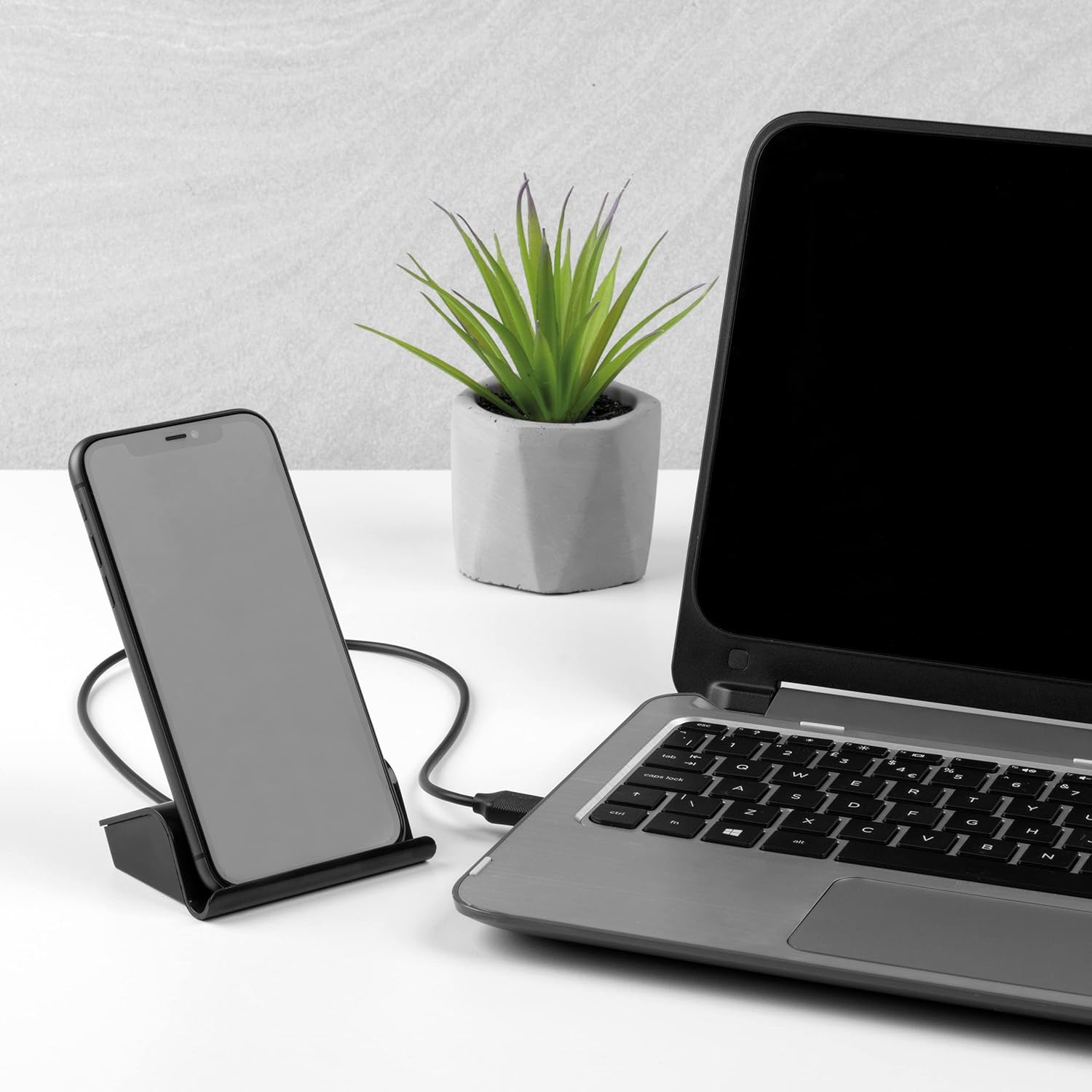 【Clearance Sale】4 Port USB Data Hub and Phone Holder, Connect Multiple Devices at Once, Portable USB Adapter Compatible With Most Laptops & Computers, Type-C Connector