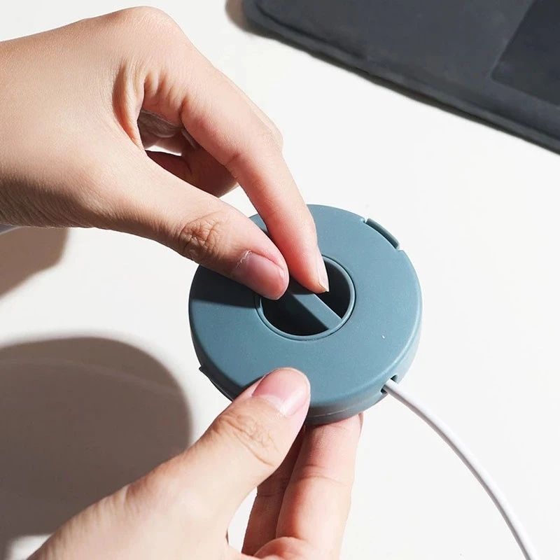 【Final Clearance】Retractable Charging Cord Organizer, Portable Cable Winder, Flexible Cable Management for Travel Home Office Classroom, Round Cable Holder for Wrapping Earbuds USB Phone Earphone