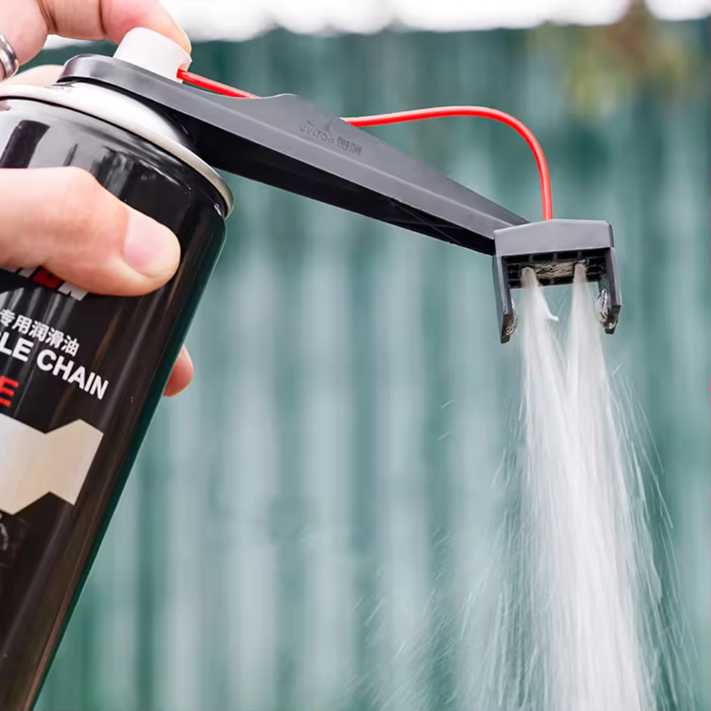 Motorcycle Chain Oiler Spray Gear Mess-Free Chain Wax Chain Cleaner Attachment Motorcycle Chain Lube Oiler Tool for Motorcycle Motorcycle Bike Chain Maintenance