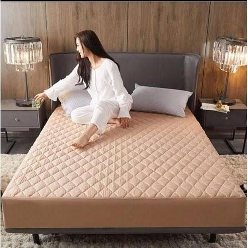 [ Clearance Sale] 🛏️ QUILTED WATERPROOF MATTRESS PROTECTOR – Ultra Soft, Multi-Color, Leak-Proof, Durable & Washable 🛡️🧺🩷💧