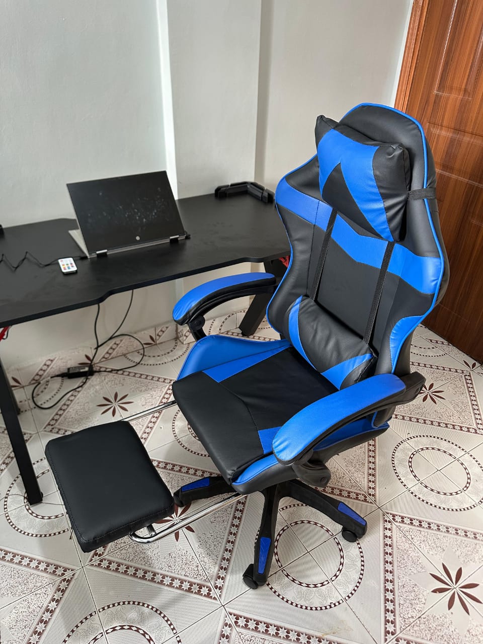🔥 Ergonomic  Leather adjustable Gaming Chair 🏎️ | Reclining Backrest 😌 | Extendable Footrest 🦵 | Headrest & Lumbar Pillow 🛏️ | Premium PU Leather 🧵 – Black & Blue ✨