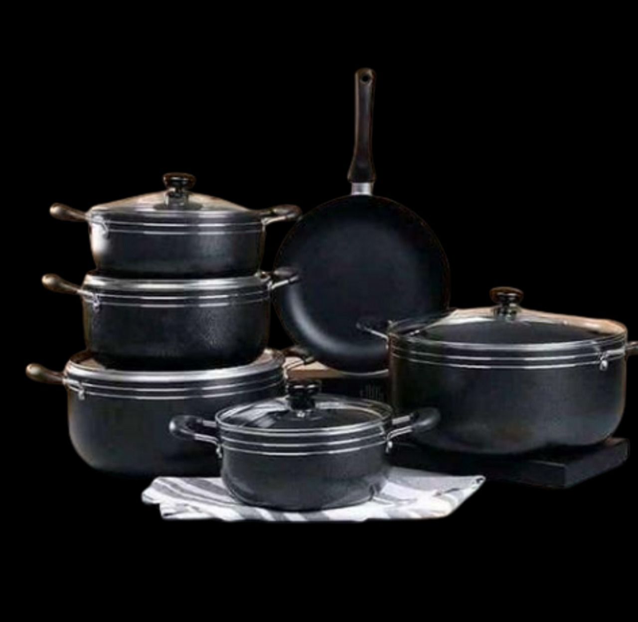 TC 14-Piece Non-Stick Cooking Pot Set – Black Coated Aluminum Sufuria Set with Glass Lids, Frying Pan, Cooking Spoons & Sponge – Heavy-Duty Kitchen Cookware 💪🔥🍛