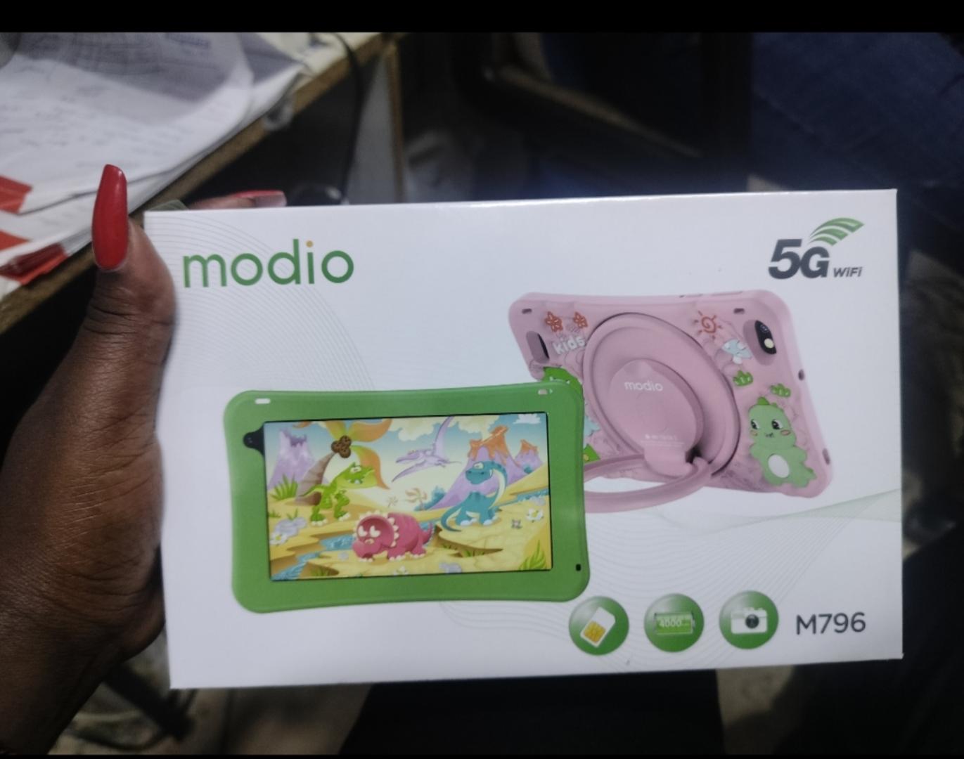 Modio M796 Kids Android Tablet

6GB RAM + 256GB Storage, 7-Inch Educational and Entertainment Device with Parental Controls 7-inch HD display 5G WIFI connectivity 4000mAh battery ANDROID TABLETS