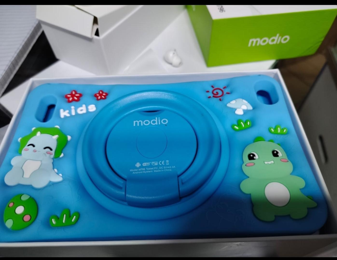 Modio M796 Kids Android Tablet

6GB RAM + 256GB Storage, 7-Inch Educational and Entertainment Device with Parental Controls 7-inch HD display 5G WIFI connectivity 4000mAh battery ANDROID TABLETS