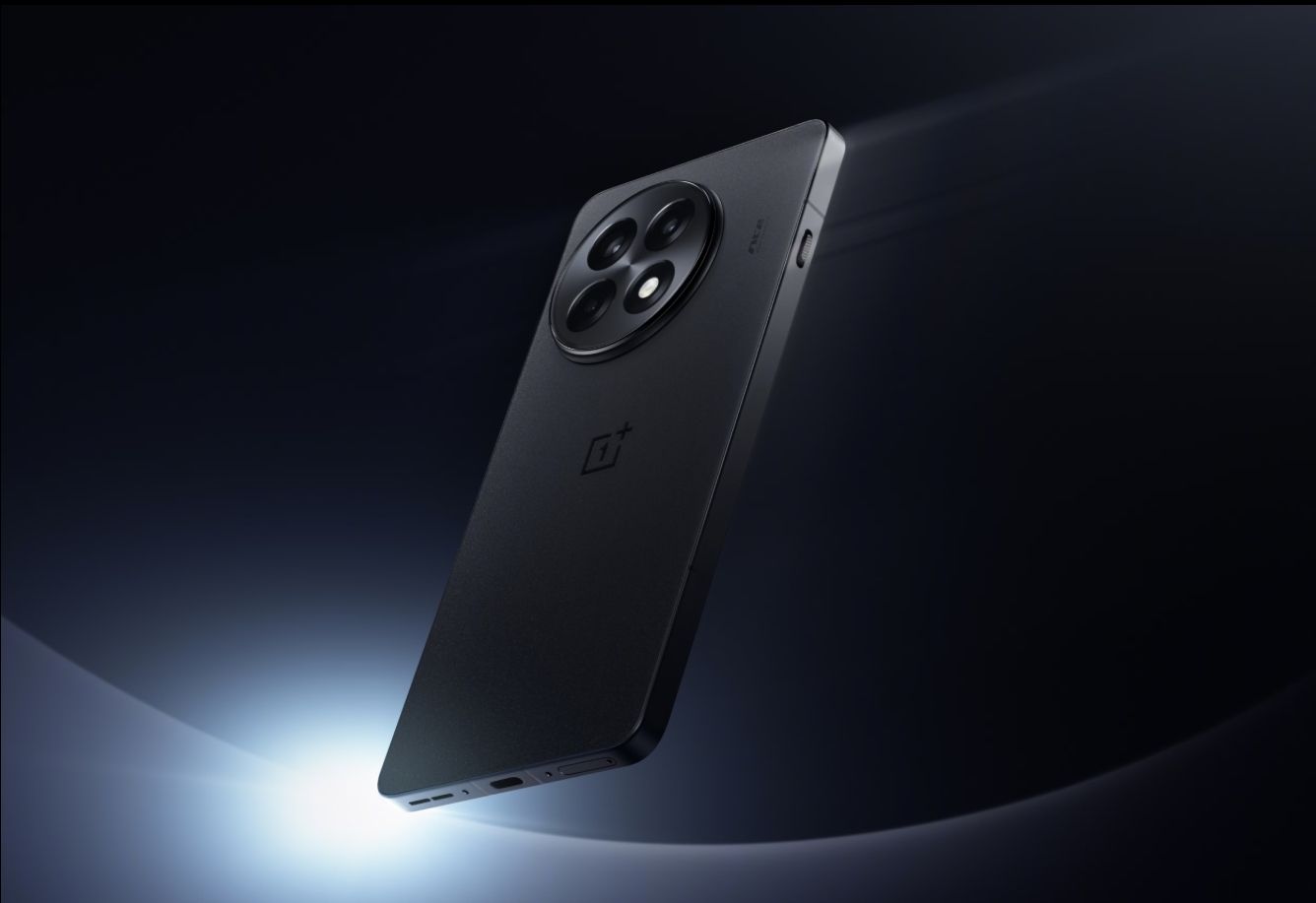[Anniversary Sale] OnePlus Ace 5 Pro 5G 512GB+12GB 6.78" Fluid LTPO AMOLED Display 50MP Camera 6100mAh Battery 100W Superfast Charging IP65 Dust/Water Resistant Snapdragon 8 Elite Smartphone