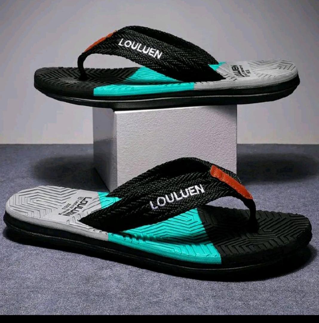 ABSOLUTE KINGS new men's shoes light flip flop summer men's beach slippers Beach sandals Bathrom shoes