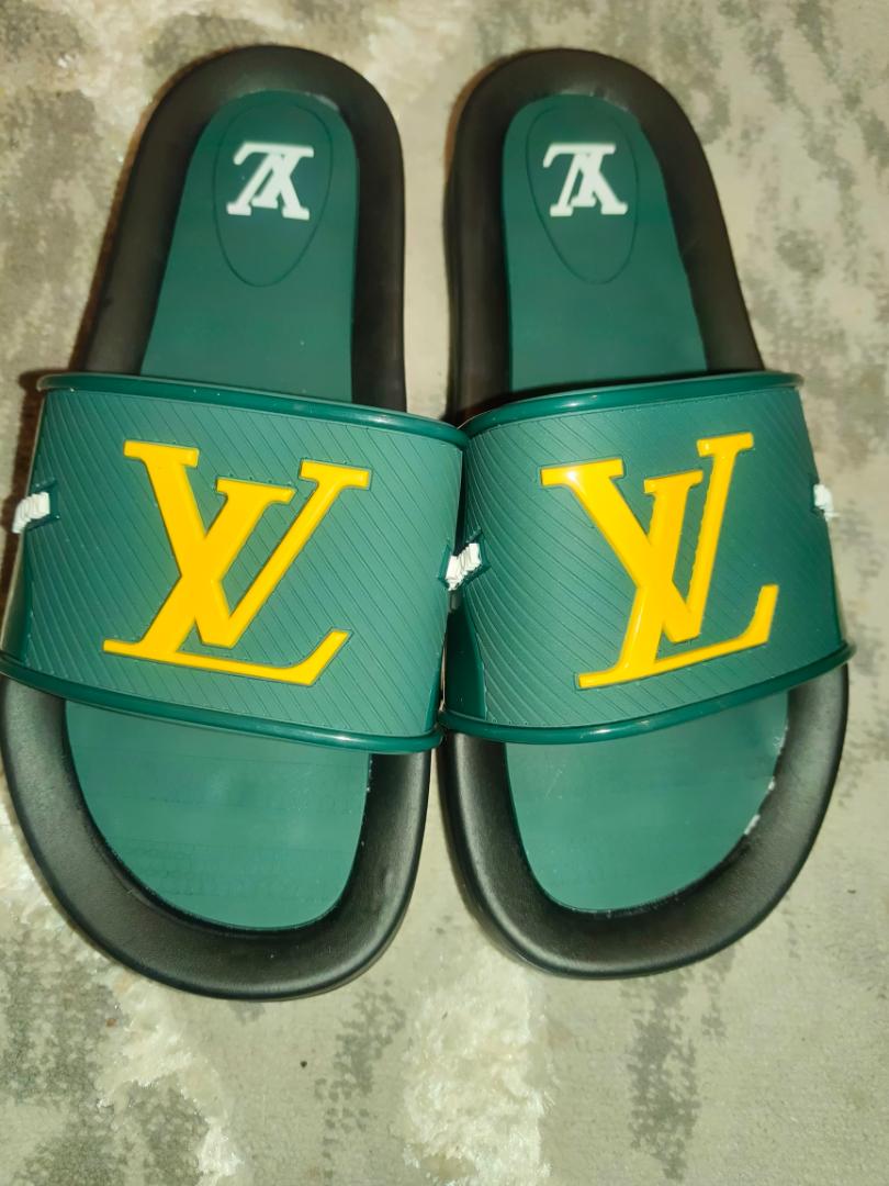 LOUIS VUITTON new men's slippers bathroom slippeers