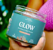 GLOW SEA MOSS AND PEARL POWDER GLOW GUMMIES,Dietary supplements for skin and beauty.
It has vitamin C,VITAMIN E and Aloe vera which intended to help with ski hydration ,collagen .60 capsules