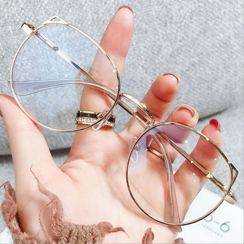 1Pc Trendy Office Anti Blue Light Glasses for Women Cute Cat Ears Eyewear Blue Rays Blocking Eyewear Classic Metal Frame Eyeglasses