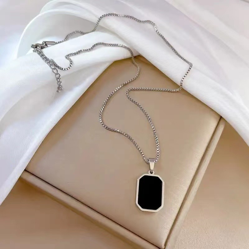 Stainless Steel Minimalist Rectangular Pendant Korean Black Epoxy Women's Gold Necklace Exquisite Long Jewelry Gift