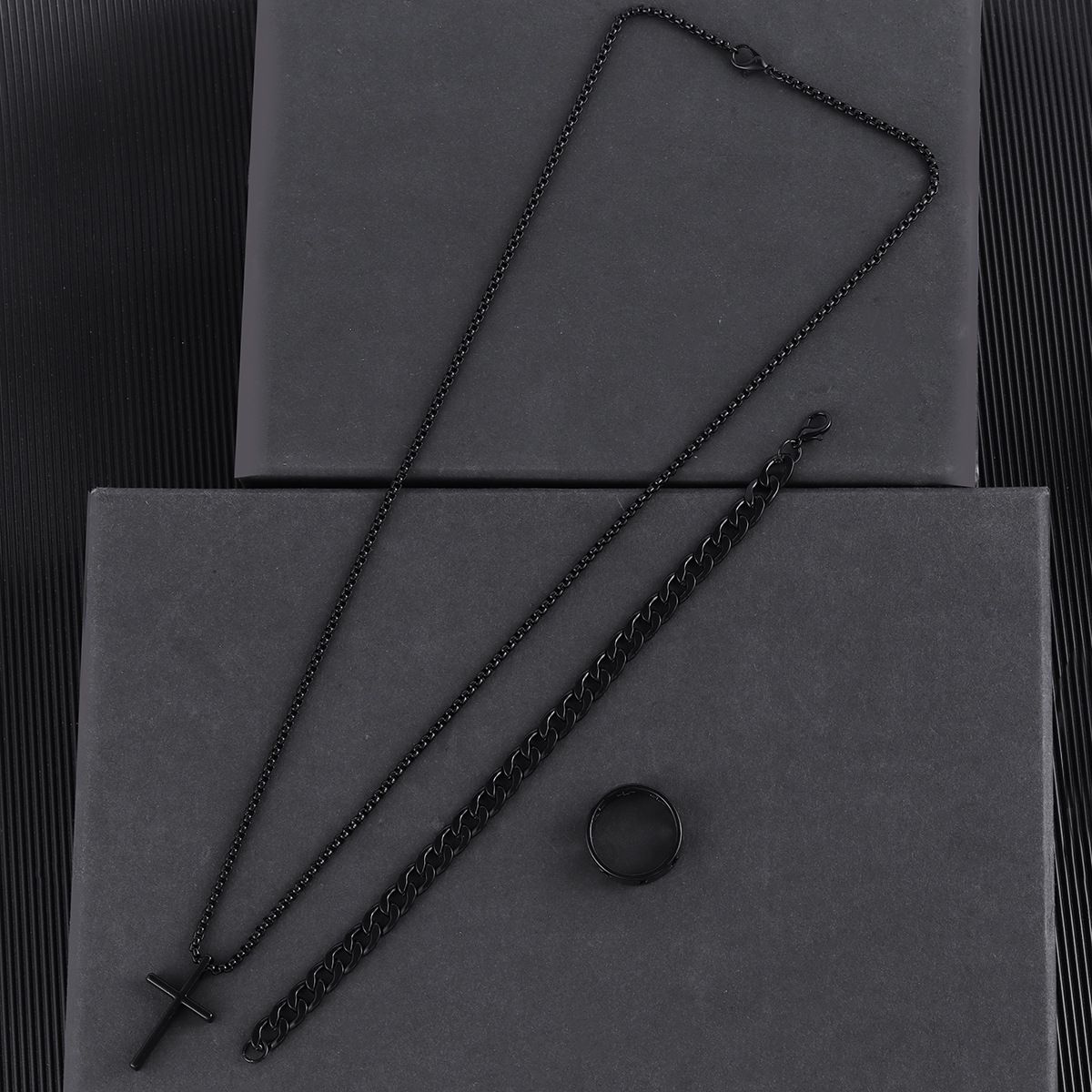 3Pcs Necklace Bracelet Chain Ring Set Punk Cross Pendant Necklace Bracelet Chain Ring Men's Set Simple Personality Hip Hop Party Three Piece Jewelry Accessories