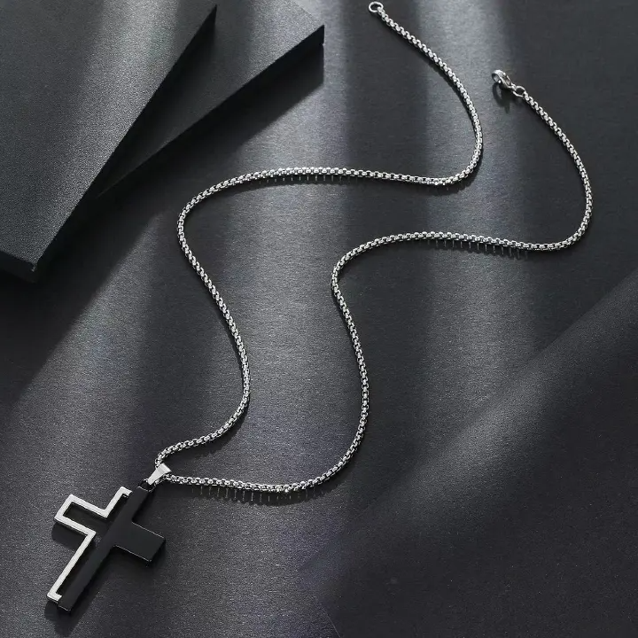 New Black And White Glossy Cross Pendant Trendy Man Personality Versatile Niche Men'S Necklace Long Sweater Chain Accessories