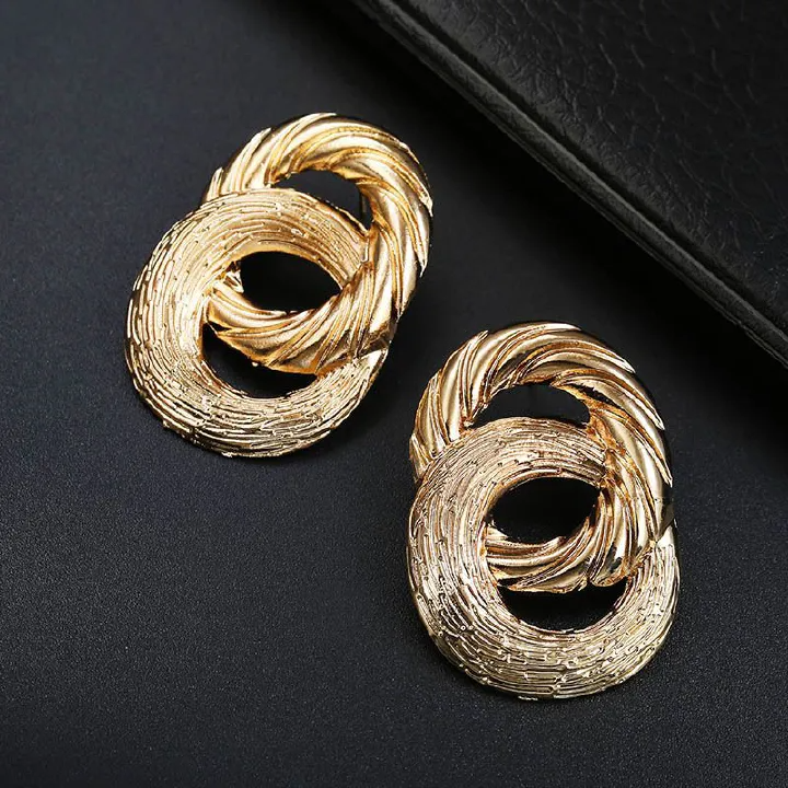 Vintage Fashion Gold Big Pendant Earrings for Women Geometry Crossed Metal Loops Drop Earrings Statement Women Jewelry