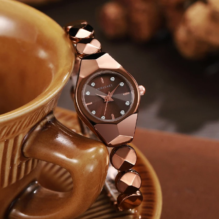 New Waterproof Quartz Watch Female Niche Light Luxury Student Exquisite Bracelet Watch Internet Celebrity Ladies Watch
