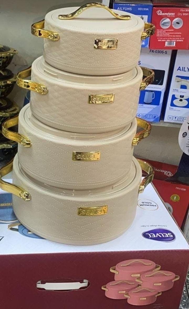 Jumbo insulated hot pots | Signature 3pc Hot pot  Comfortable carrying during travel,picnics etc
Freshness Redefined - Retain aroma, taste & nutrition
Intact locking system
Thick polyurethane insulati