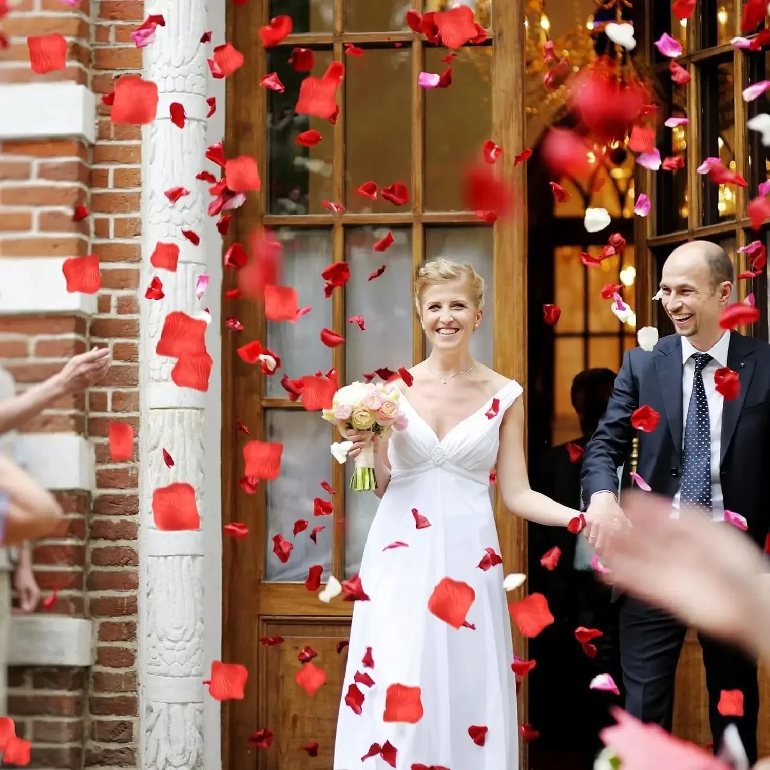 1000Pcs Artificial Fake Rose Petals Colorful Simulation Silk Rose Petal For Valentines Day Proposal Wedding Room Decoration Supplies Party Romantic Decoration