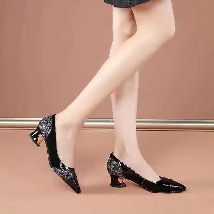 New Soft Leather Single Shoes for Women with Thick Heels, Wine Red Pointed Leather Shoes with Middle Heels, Lacquer Leather Single Shoes for Women