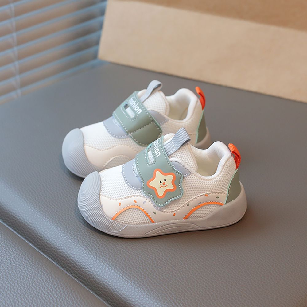 Ergonomic children's sports shoes cute cartoon boys and girls running shoes EVA lightweight children's sports shoes