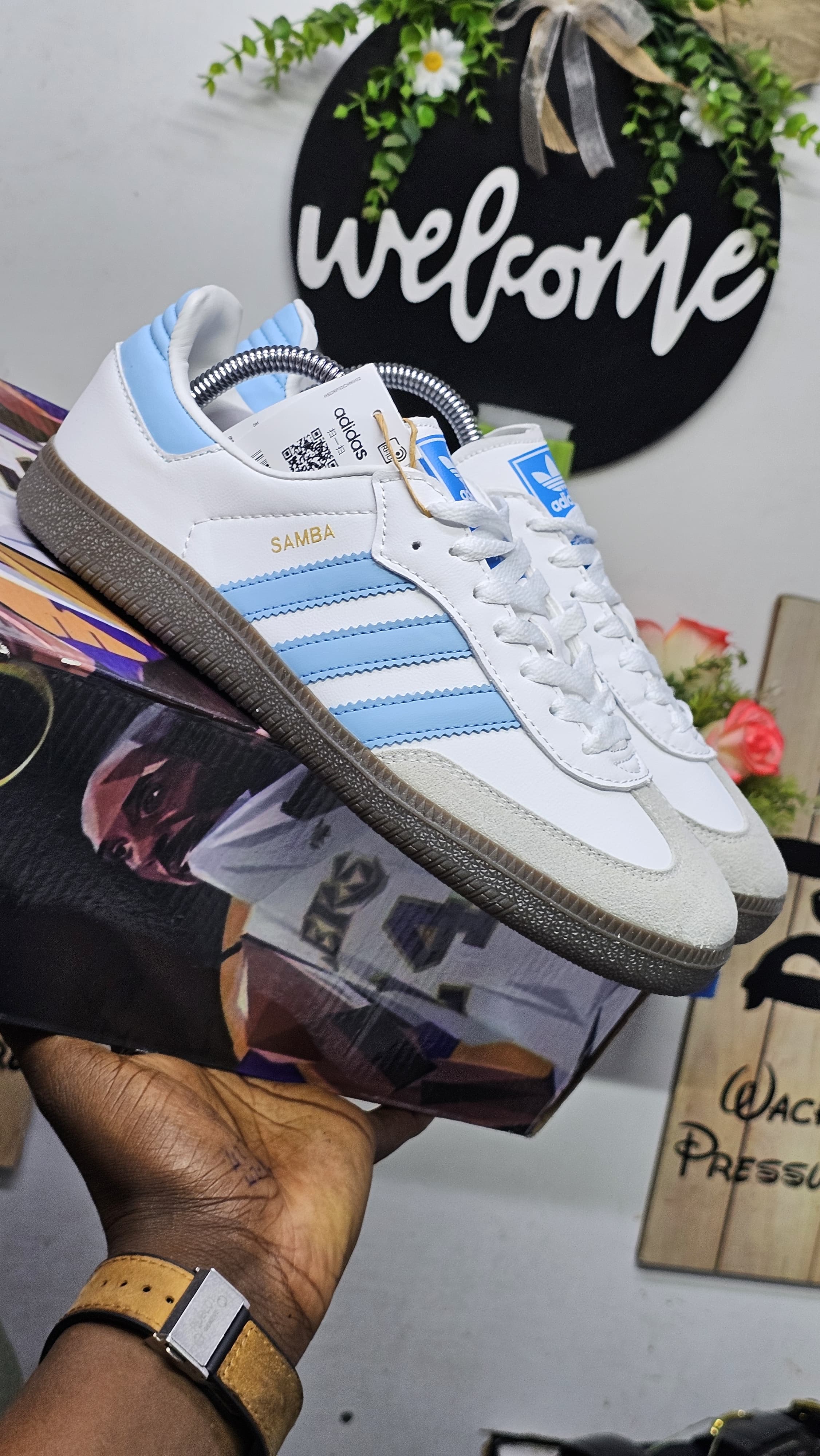 ⚡SAMBA SINGLE SOLE🔥HIGH quality double sole unisex sneakers ,All season wearing men/ladies fashioned sneakers🥰 Very elegant sneaker availble in all colours eg white black pink etc🥰😘CUTE as pictur⚡