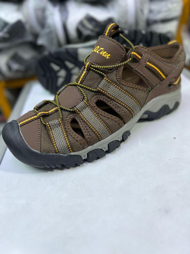 MENS OPENS CLOSED TOE CLASSIC❤‍🔥 New arrival free air leather shoes for sunny days or beach wearing shoes HIGH QUALITY MENS LIGHT WEARING SHOES easy to clean wash and wear classic shoe❤‍🔥🔥⚡