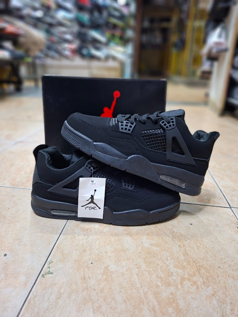 NEW ARRIVAL JORDAN 4 DESIGN 🔥High quality comfortable UNISEX J4 sneakers😘all out fit matching cutest clasic all colours sneaker⚡⚡ all season wearing water proof sneakers/veryCUTE as pictured