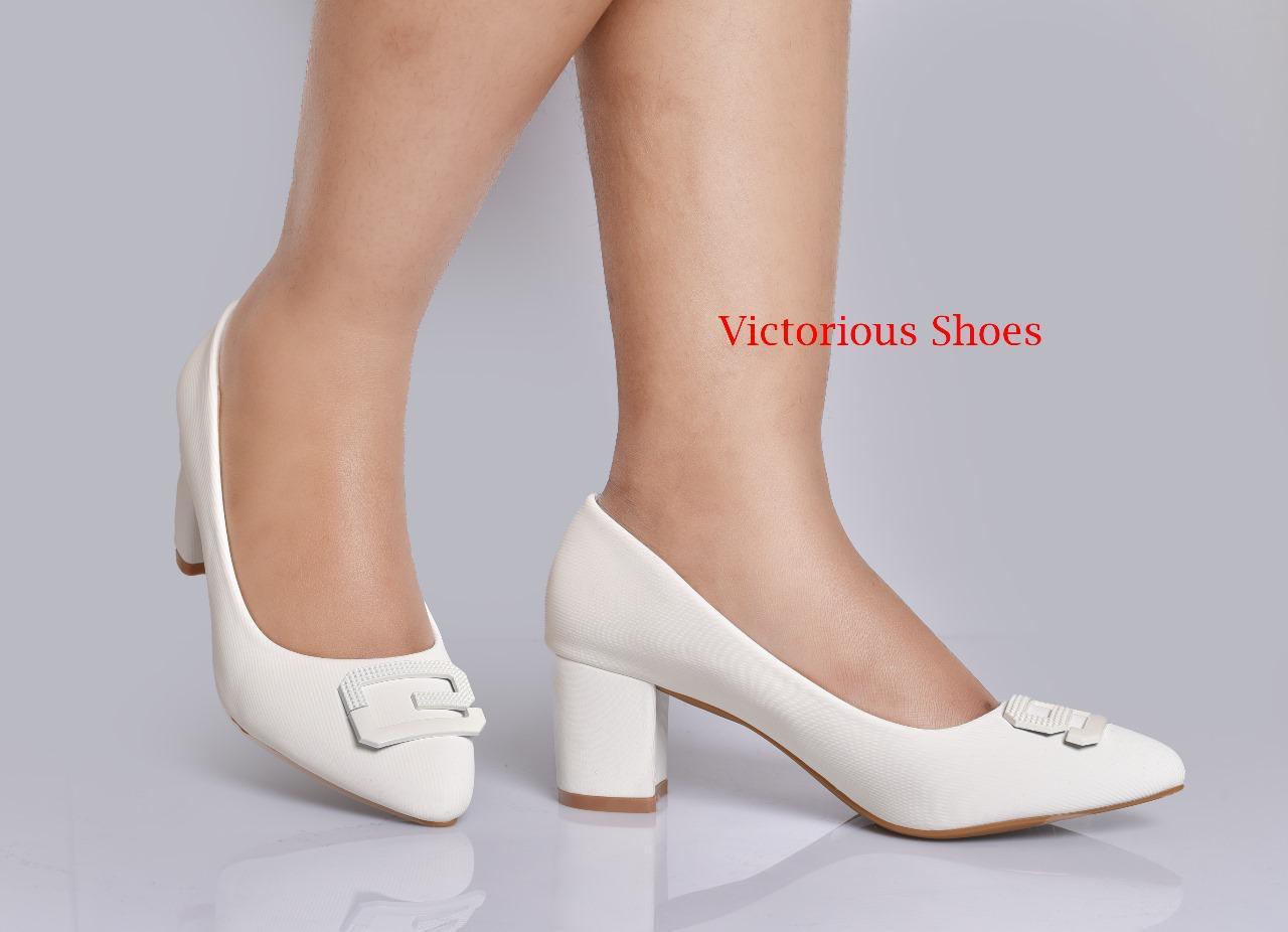 ⚡ORIGINAL VICTORIOUS  🔥High quality womens/ladies block heel .LATEST/NEW  ARRIVAL Womens block heel leather ladies heel 😘the elegant heel style in market easy to clean .very cute as pictured 🥰💯