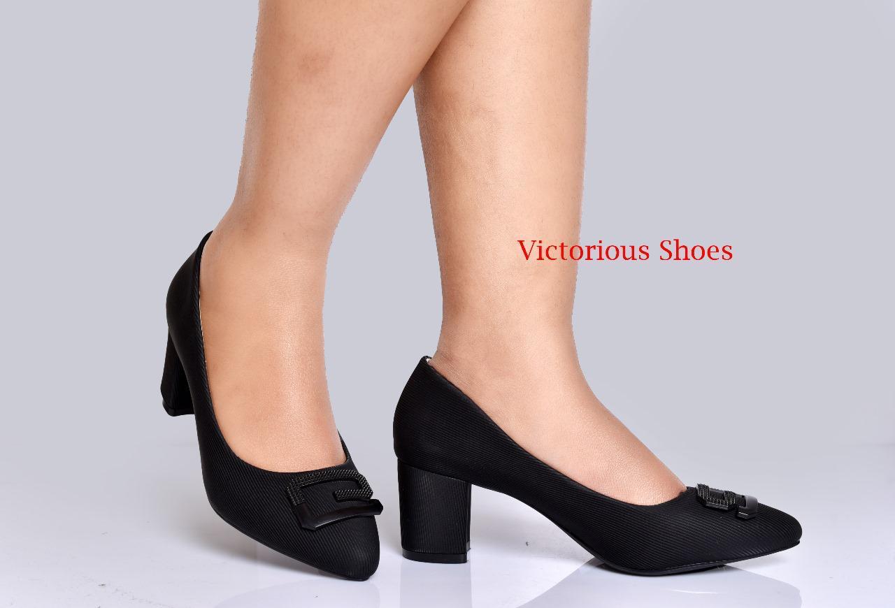 ⚡ORIGINAL VICTORIOUS  🔥High quality womens/ladies block heel .LATEST/NEW  ARRIVAL Womens block heel leather ladies heel 😘the elegant heel style in market easy to clean .very cute as pictured 🥰💯