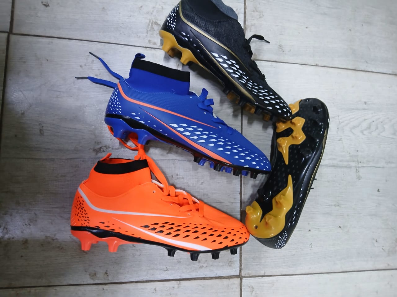 ⚡[promotion Football Boots🔥High Quality Original Addiidas TIKA Football Soccer boots🔥🔥super speed classic boots every one dream boot suitable for all grounds very cute as pictured randomly💯🥰😘