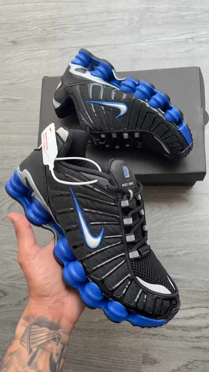 ⚡NEW ARRIVAL ORIGINAL N-I-K-E SHOX  men;s sneakers⚡ very  comfortable  to walk with them and cute men's sneakers  made of leather,,,,ALL  colours  and sizes available⚡