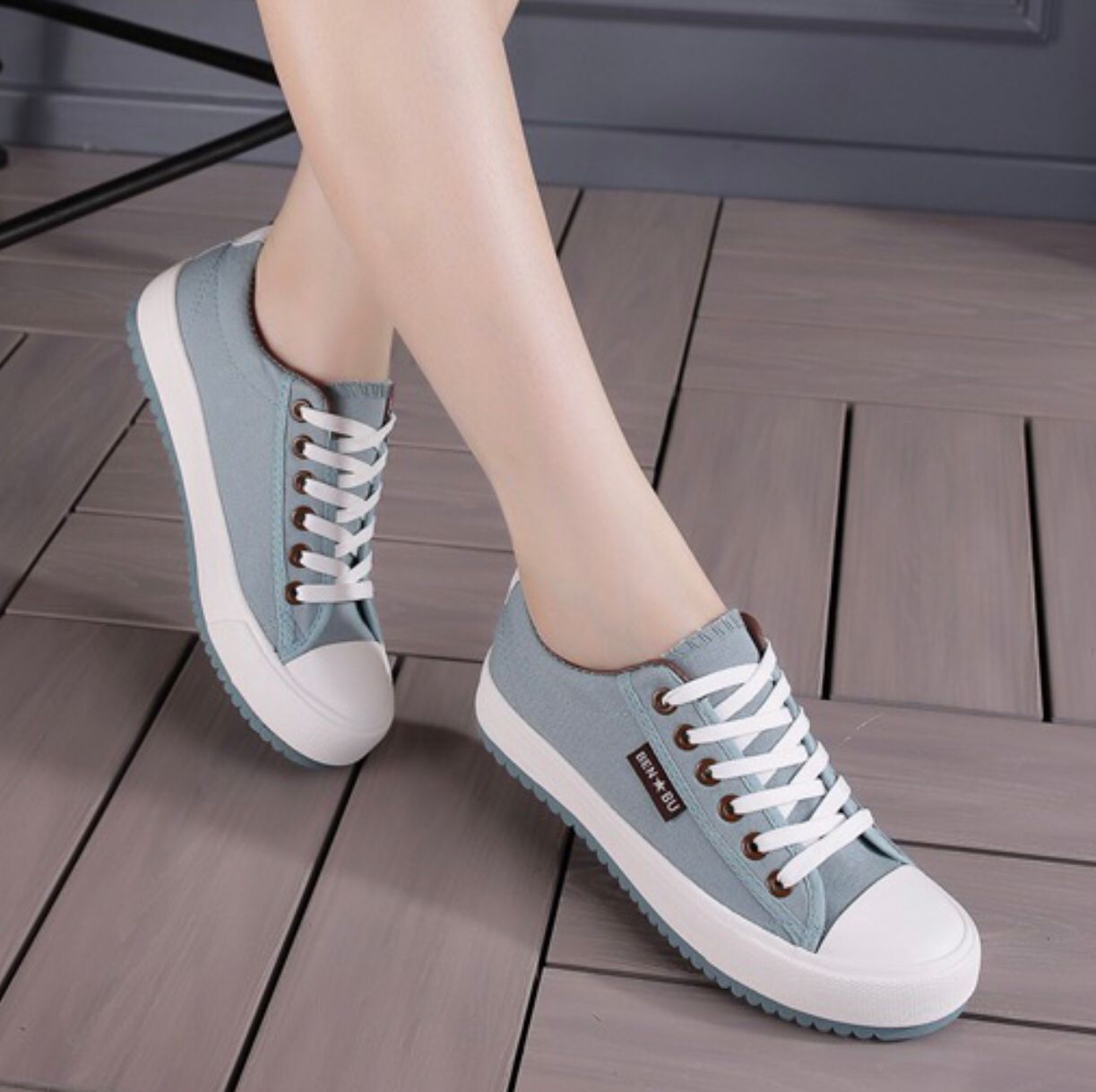 ⚡NEW ARRIVAL ORIGINAL ladies/ women's sneakers💯 comfortable and durable  for all-day support and comfort ⚡,, ideal for walking or daily use available in black ,red , white, blue sizes 37-41💯⚡