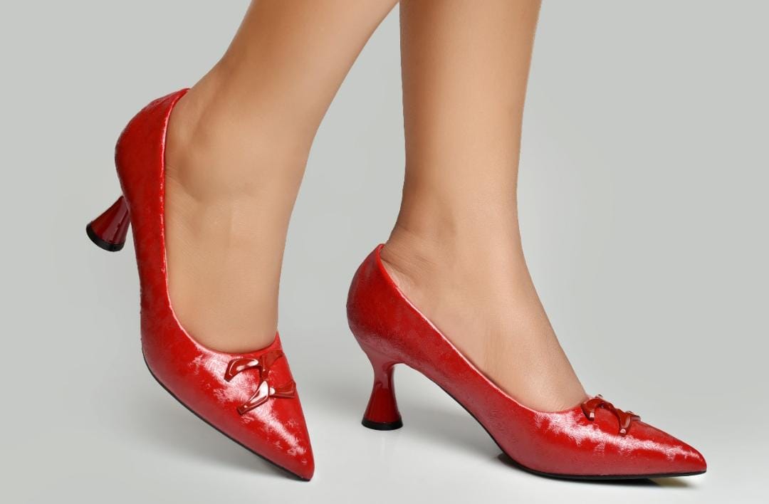 ⚡ NEW IN STOCK LADIES HEELS ⭐step out in style with this new women's heels designed for comfort durability and every day fashion 💯sizes 37-42 colors maroon red white black silver⚡