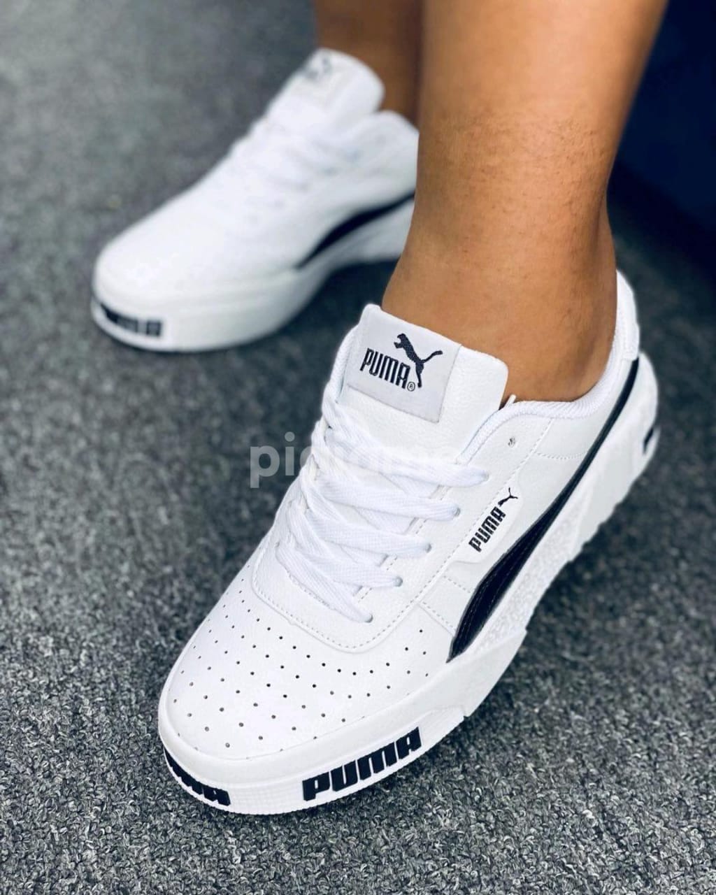 ⚡ NEW  SEASON PICK men's sneakers ⭐step out in style with this new VERSATILE sneakers  designed for comfort durability and every day fashion 💯sizes 40-45 colors all colors available⚡