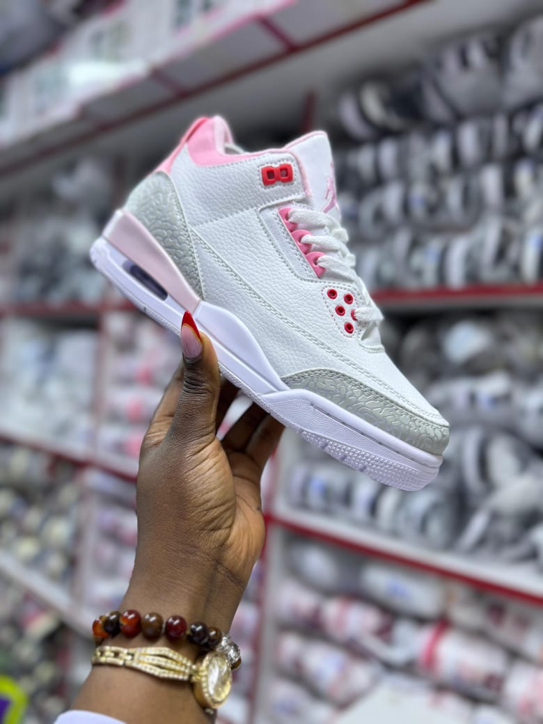 ⚡NEW COLLECTION  Jordan 3 sneakers easier to walk with and for all day comfort available in multiple sizes(37-45)💯and colors(black white grey navy blue brown and pink)💯 to match your vibe⭐